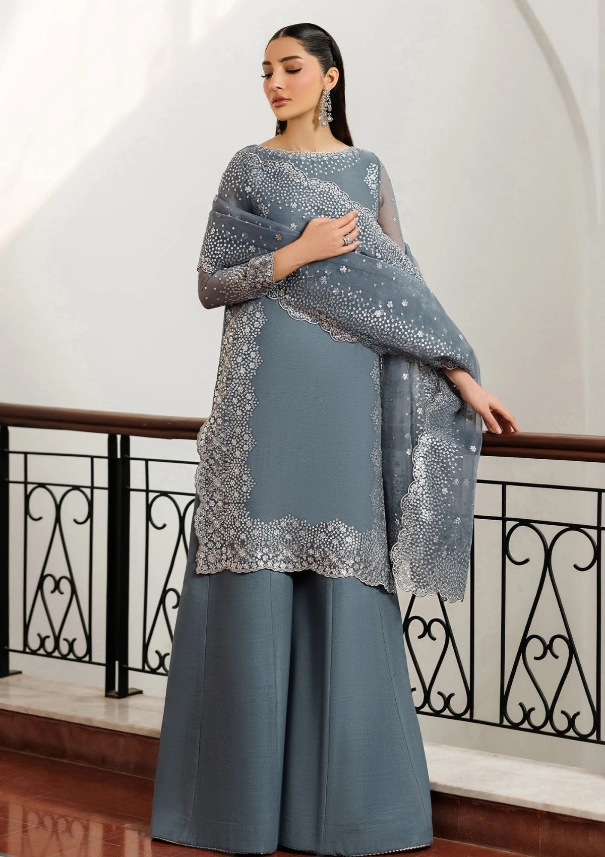 Formals - Zarif - Nourah 26 - ZF-ZOH#05 - ZARMINA photo 4