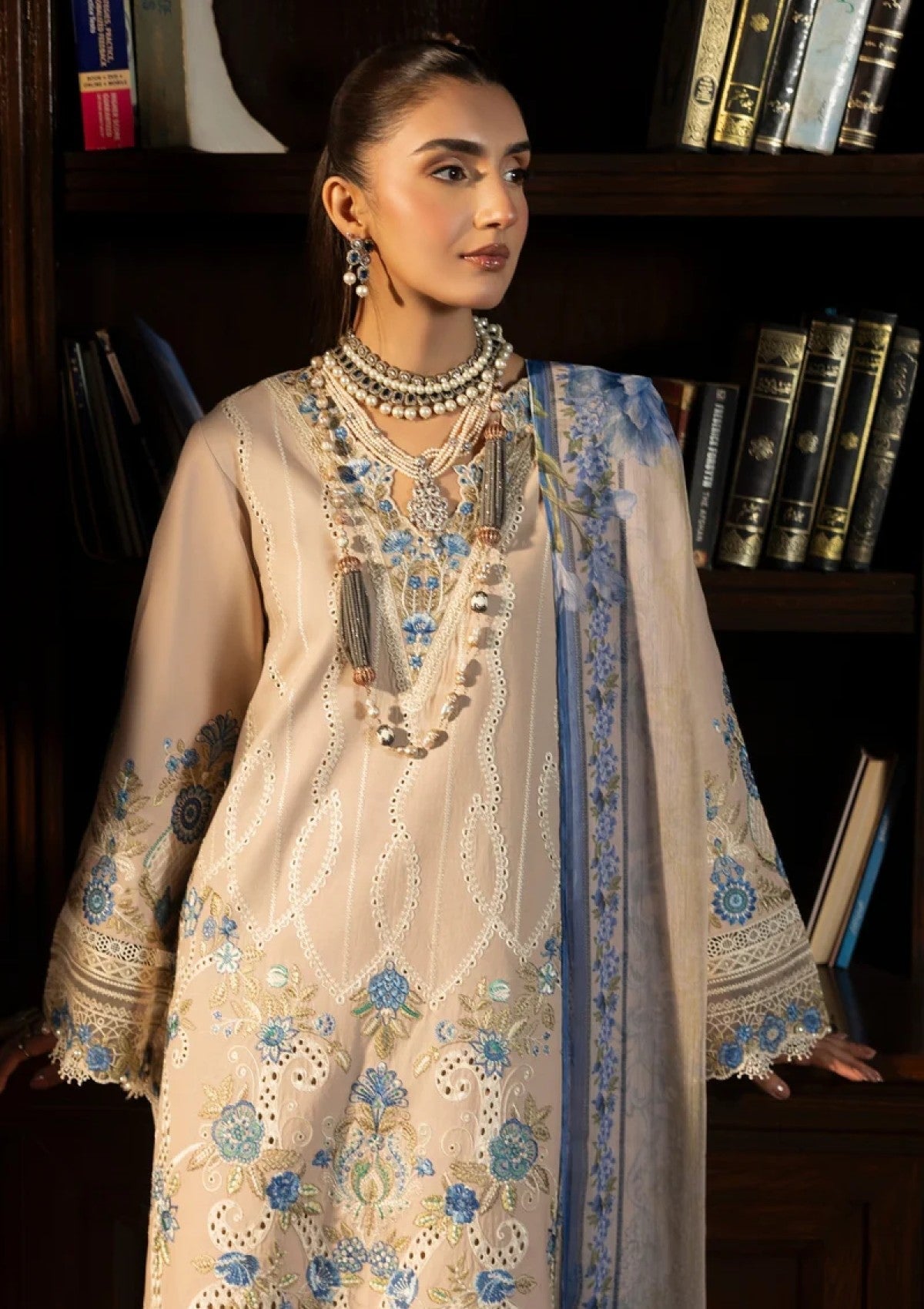 Lawn - Marwat Textiles - Gulmina - Dilkash 26 - D#05 - MAIRA image 3