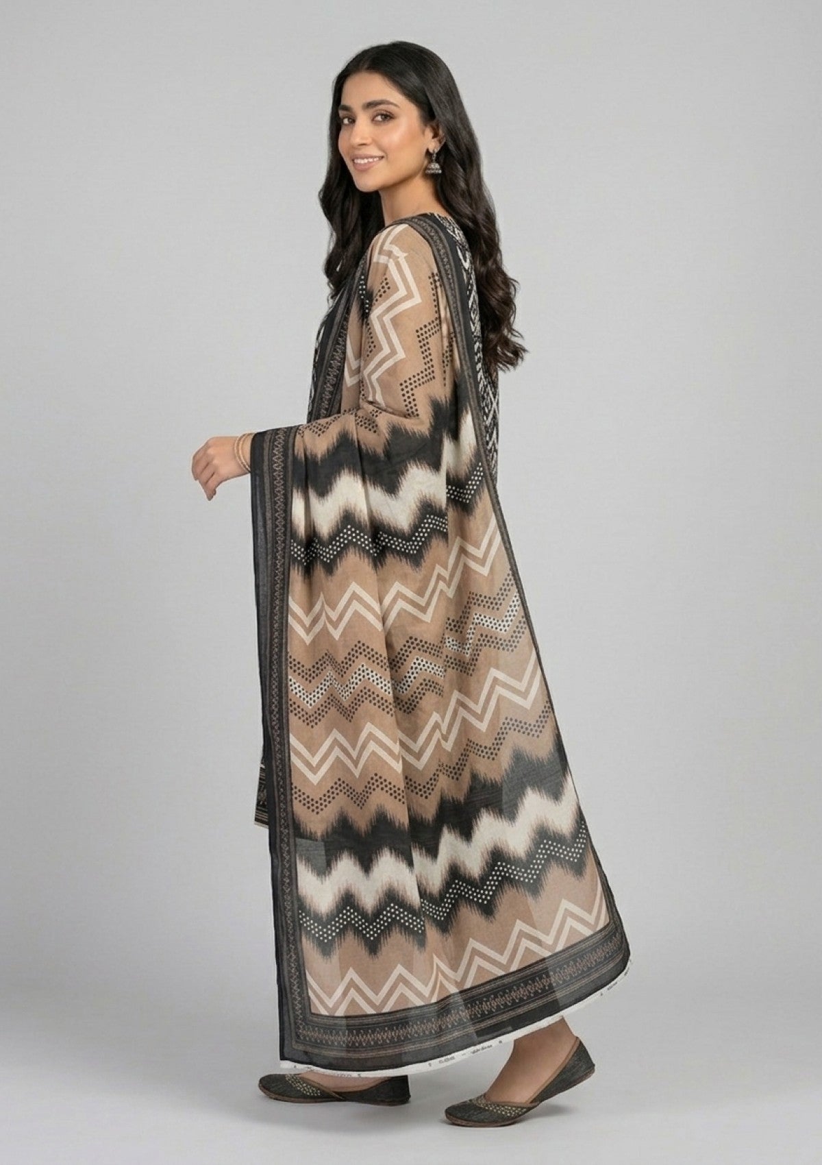 Winter - Rubaaiyat - Bana Dora Linen 26 - D#23 - Brown photo 4
