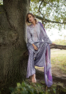 Winter - Sobia Nazir - Satin Edit - Unstitched 25 - SU#01 photo 3