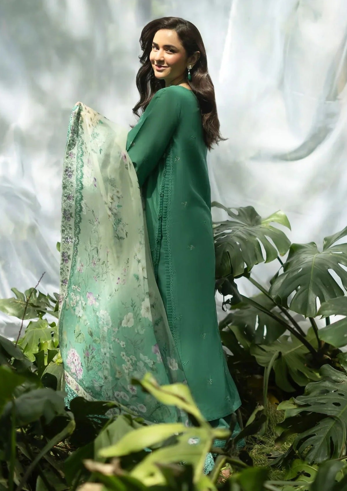 Lawn - Elaf Premium - Luxury 26 - Vol 2 - ELQ#02A - LOVER'S EDEN photo 2