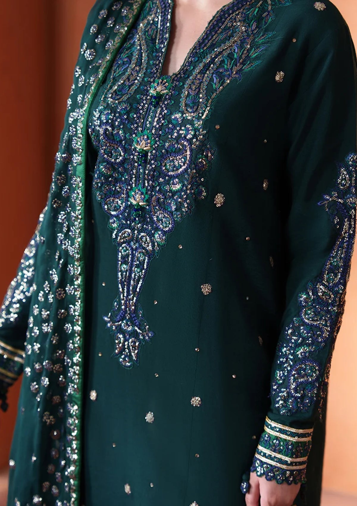 Formals - Roheenaz - Mah-e-Noor Silk 26 - RUNES#105 - Nayyara photo 3