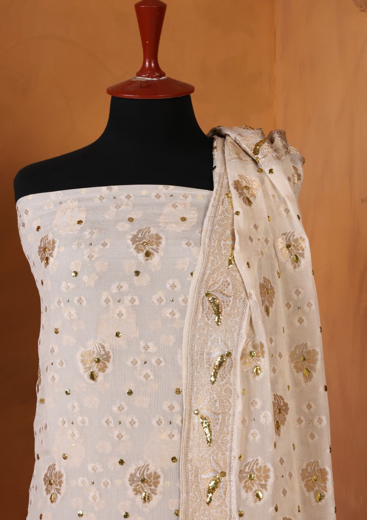 Formals - Bahawalpur Pehnawa - Chiffon Jamawar - 2 Piece - D#01 - image 2