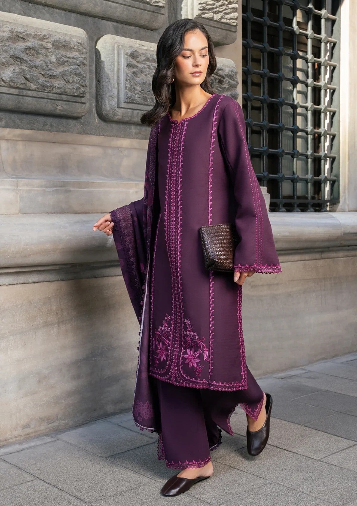 Winter - Rang Rasiya - Meet Me In Istanbul 26 - RRM#14 - Mauve photo 2