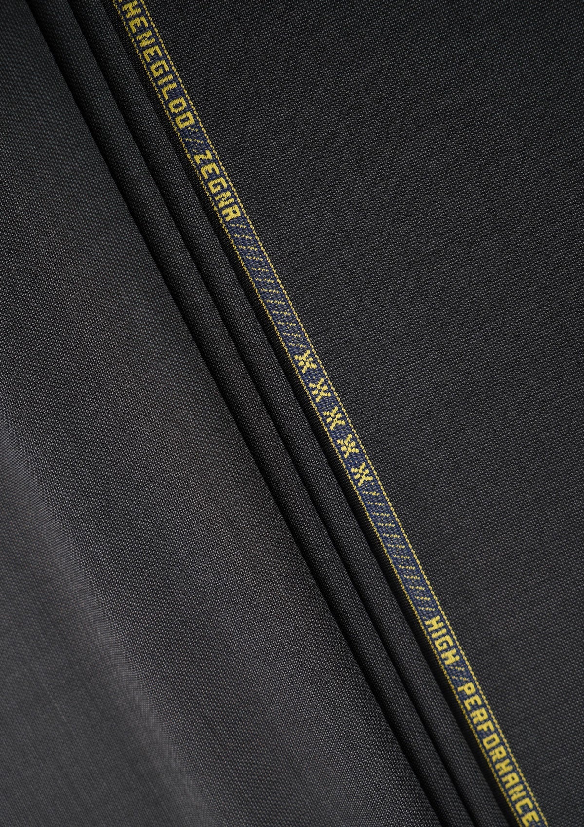 Ermenegildo Zegna High Performance Australian Wool 240 GR - Charcoal photo 1