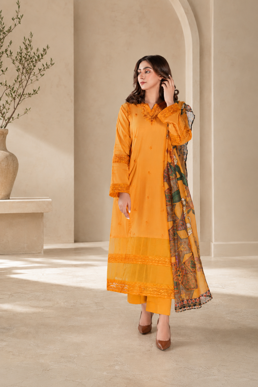 Elsa Summer IALC-UF-21 Ready-to-Wear Lawn Suit
