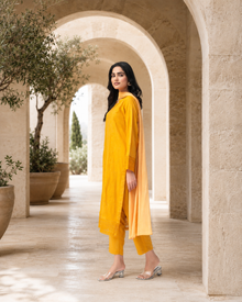 Isla Khaddar IAKC-UF-17 Ready-to-Wear Khaddar Suit