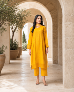 Isla Khaddar IAKC-UF-17 Ready-to-Wear Khaddar Suit