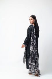 ZARFINA IAKC-UF-21 ready-to-wear khaddar suit - image 4