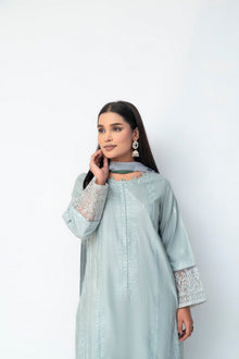 ZARFINA IAKC-UF-22 ready-to-wear khaddar suit - image 4