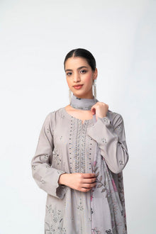 ZARFINA IAKC-UF-18 ready-to-wear khaddar suit - image 4