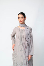 ZARFINA IAKC-UF-18 ready-to-wear khaddar suit - image 5