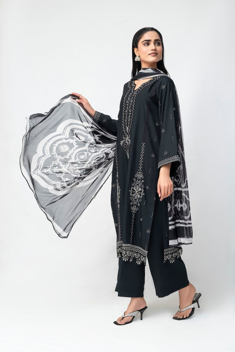 IAKC-UF-28 Maya Embroidered Karandi Suit – product image 3