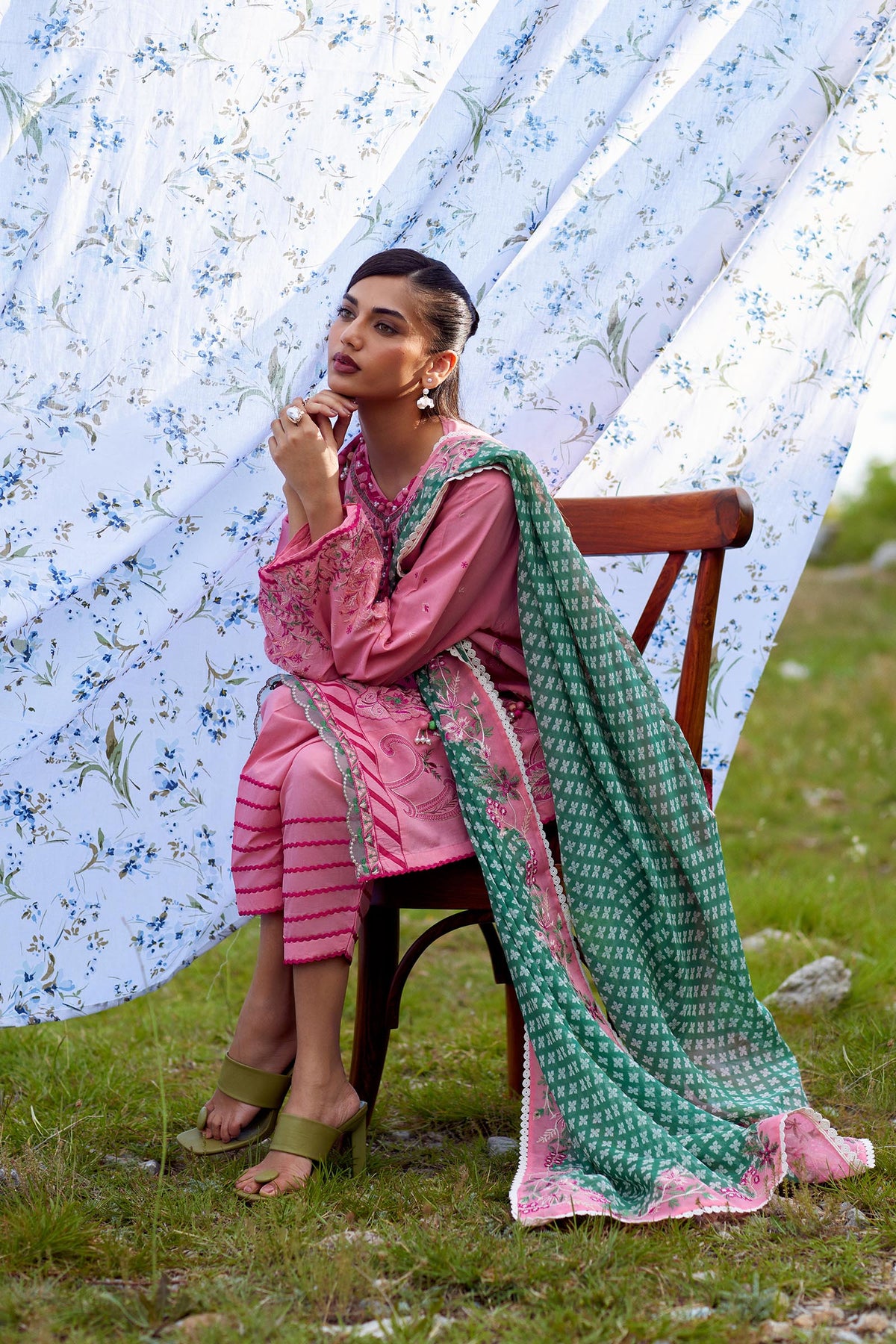 Unstitched Embroidered 3 Piece Muzlin Suit — 1000000093637 photo 8
