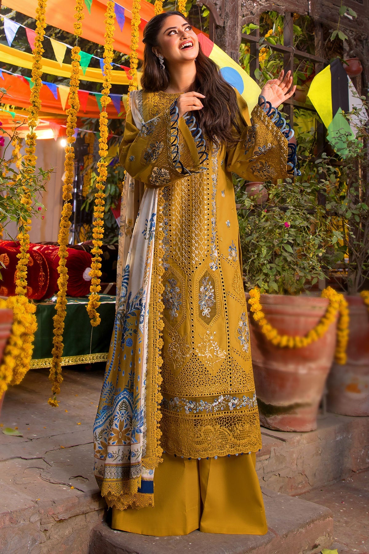 5937-ARABELLA EMBROIDERED LAWN UNSTITCHED photo 3