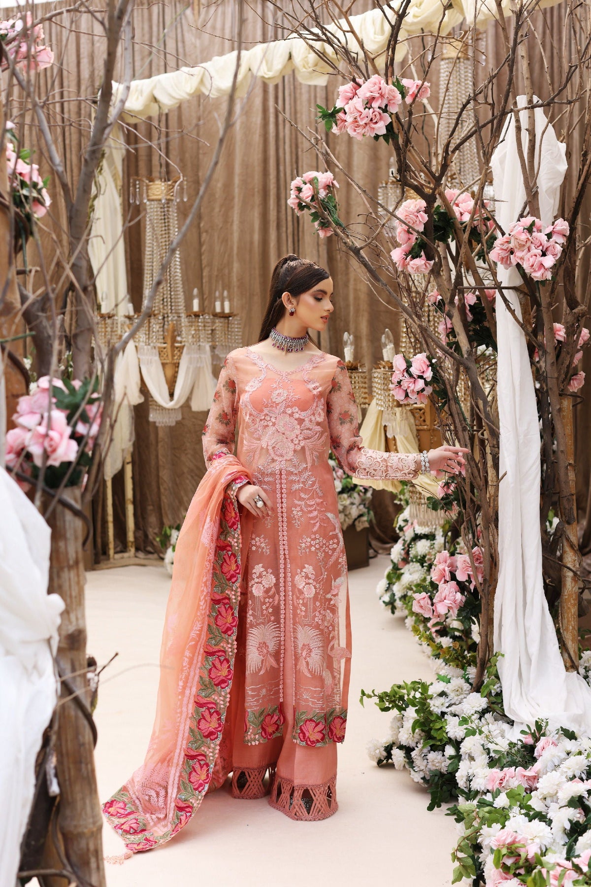 Shiza Hassan Mahgul - photo 1