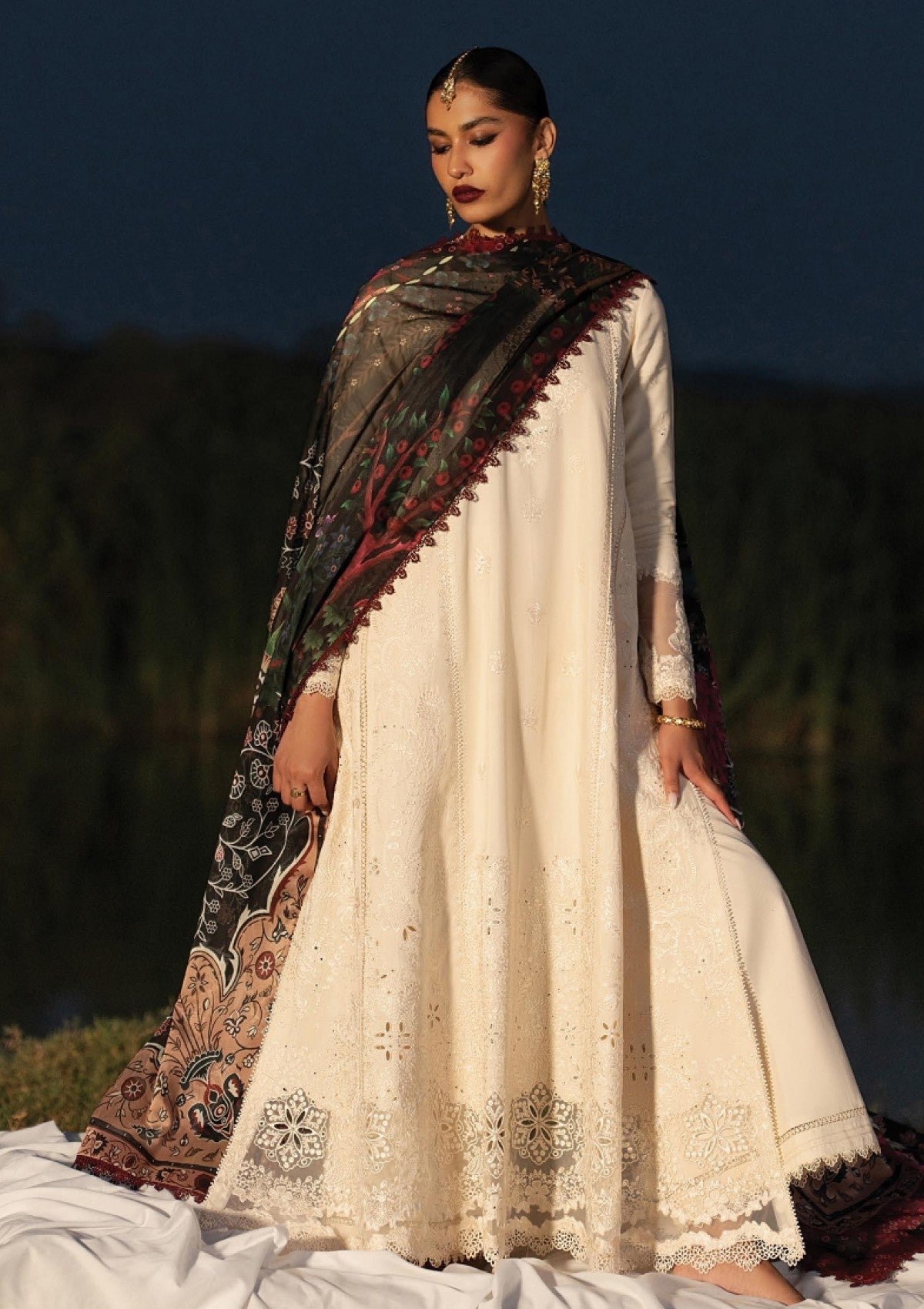 Winter - Afrozeh - Sukhan Unstitched 26 - FWO1251 - SUROOR photo 1