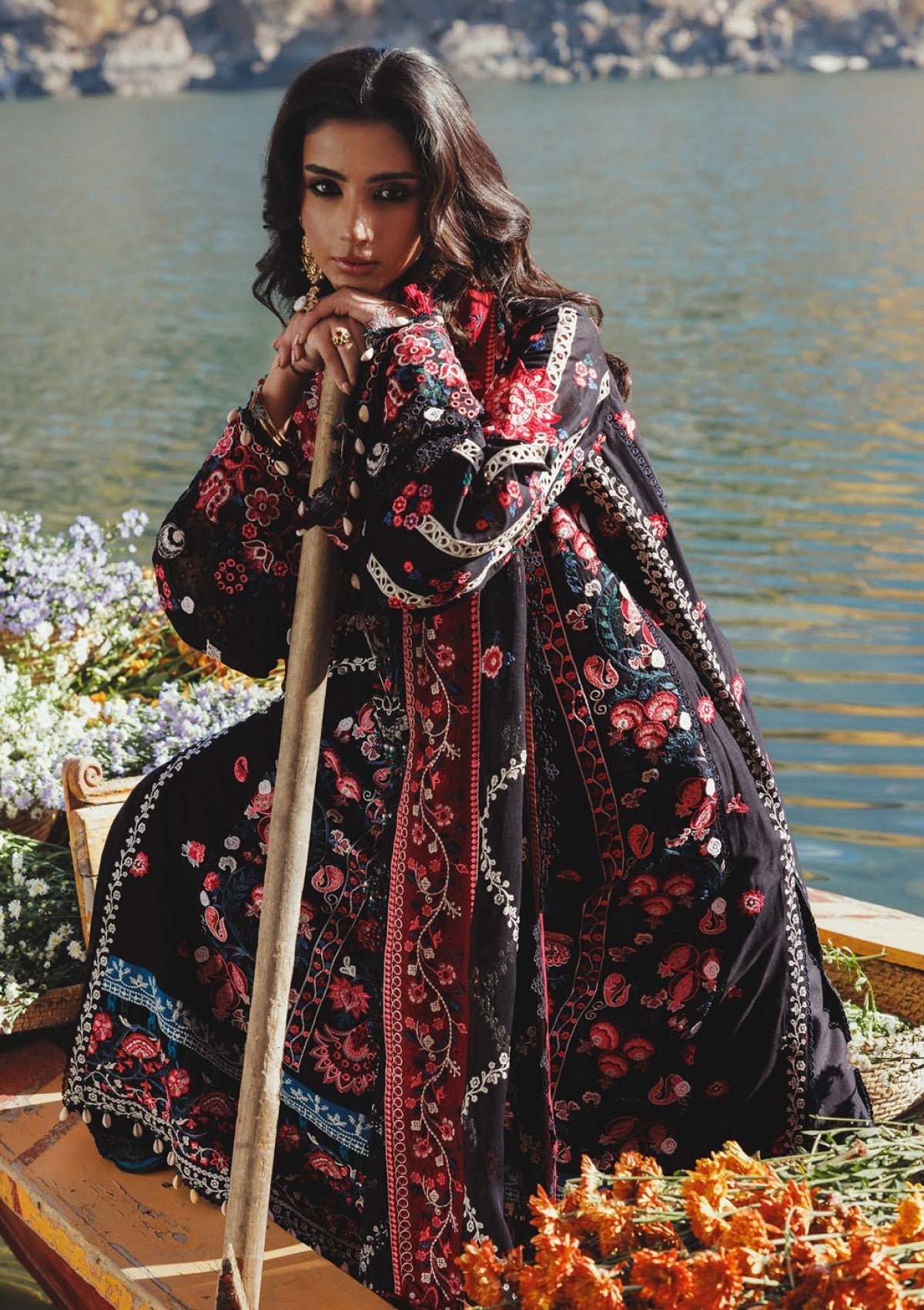 Lawn - Aik Atelier - Nagar 26 - Vol 1 - LOOK 01 view 3