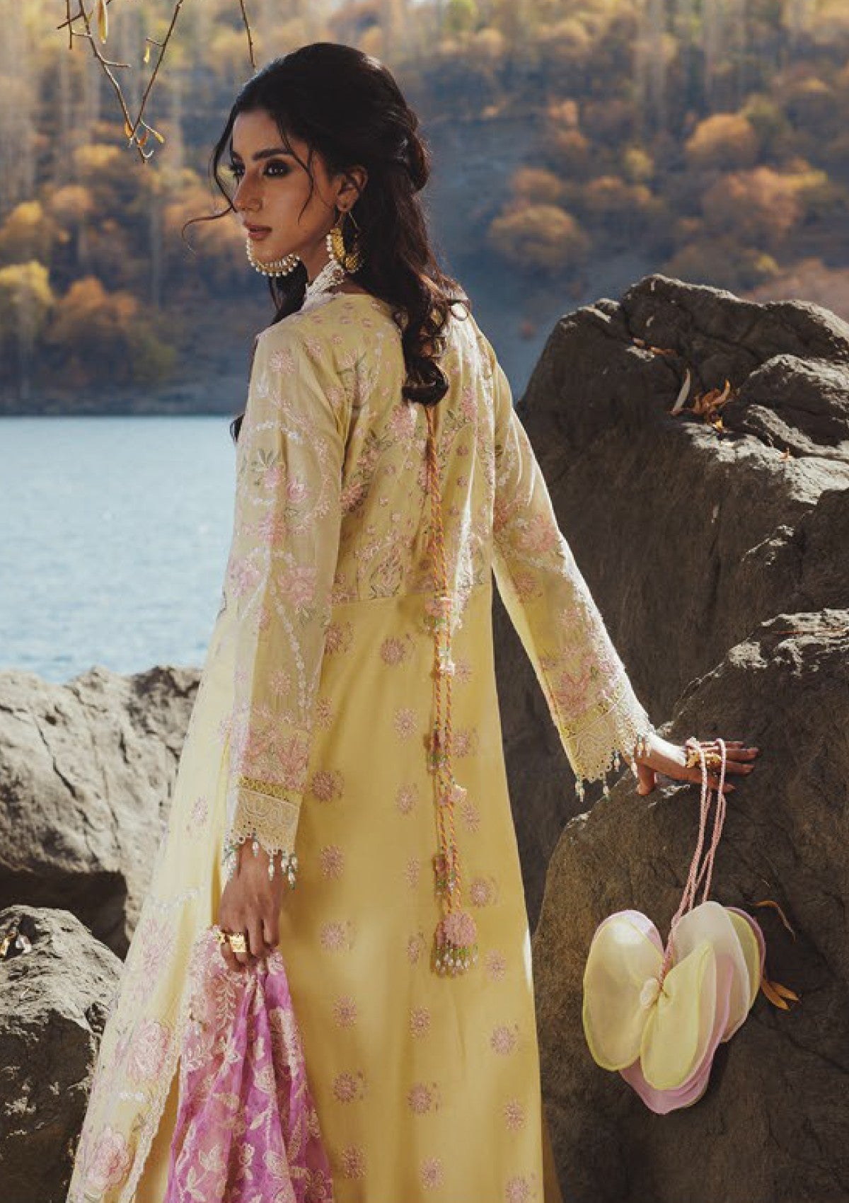 Lawn - Aik Atelier - Nagar 26 - Vol 1 - LOOK 03 view 2