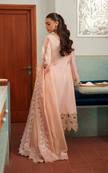 Asifa & Nabeel Crimson Courage VUL26-08 official image 3