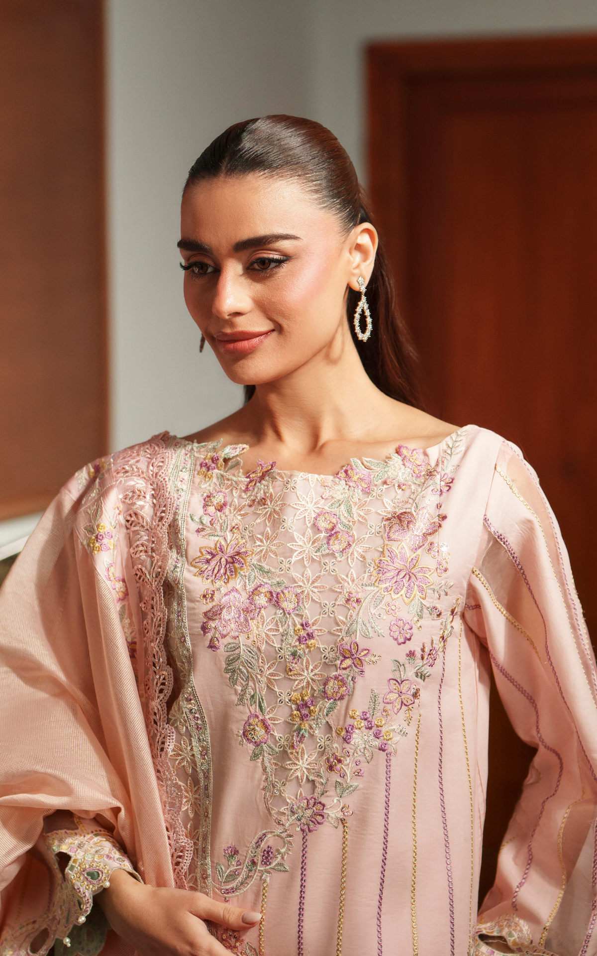 Asifa & Nabeel Crimson Courage VUL26-08 official image 4