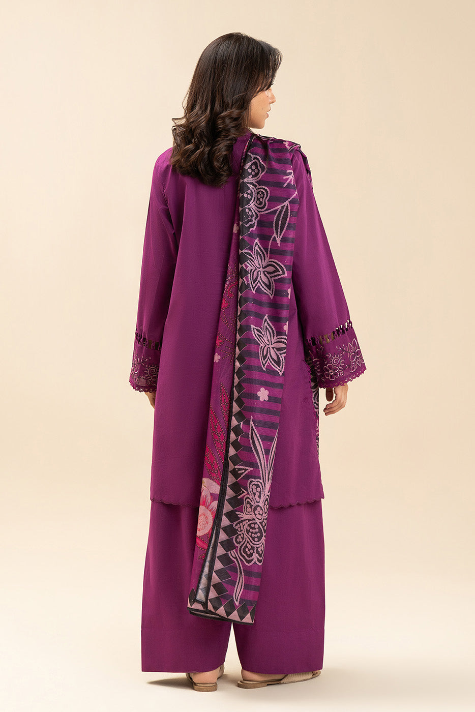 Beechtree Fuschia Fuzz official gallery view 4