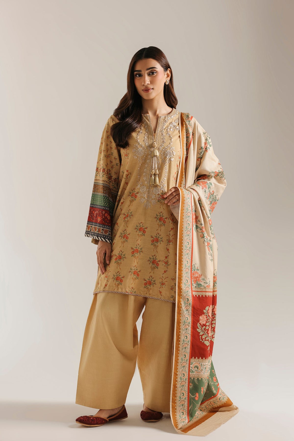 ETHNC EMBROIDERED SUIT (E1101-203-110) photo 2