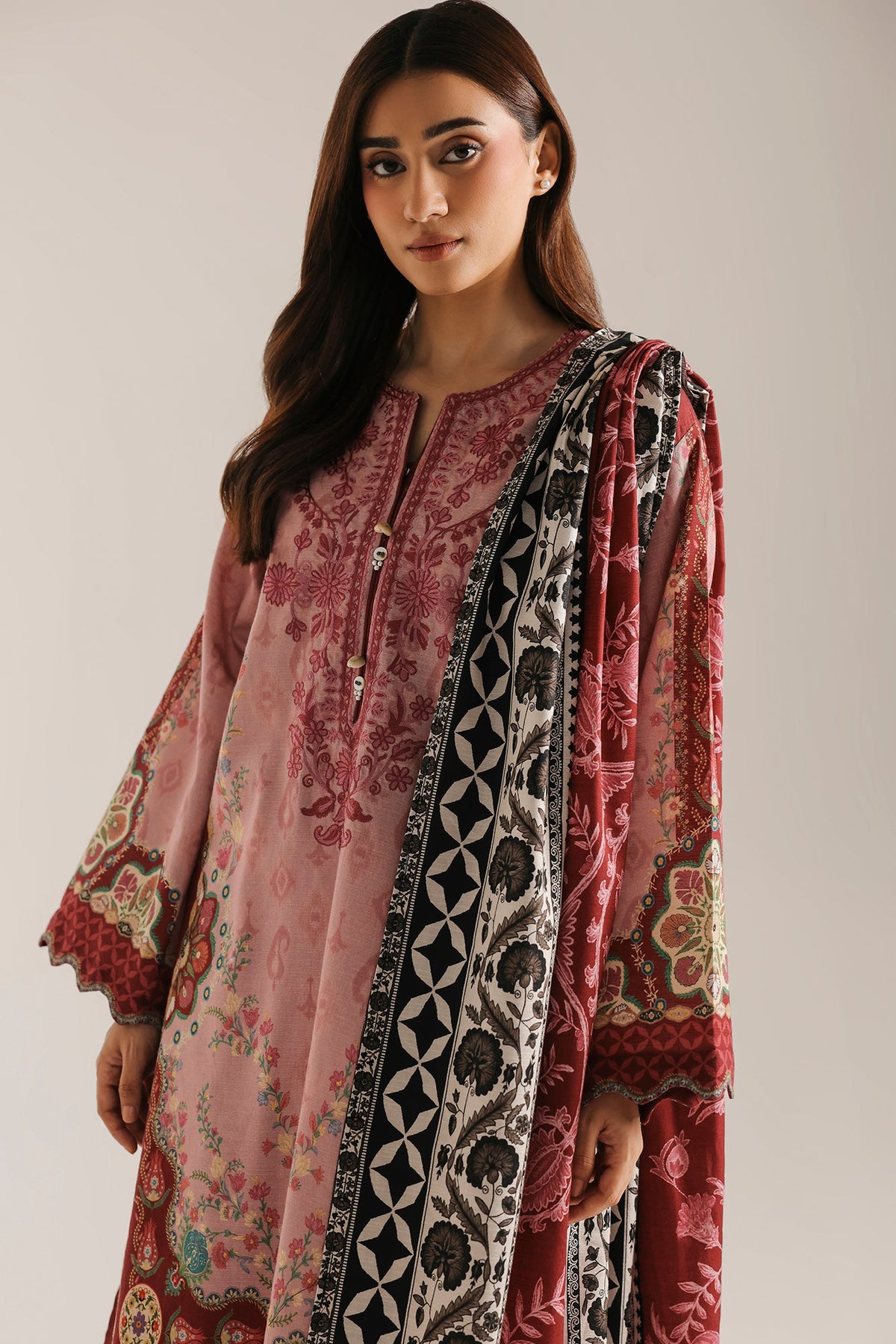 ETHNC EMBROIDERED SUIT (E1105-203-513) photo 5