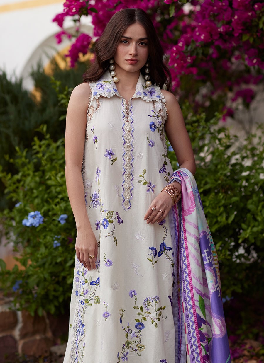 Farah Talib Aziz Evita Ivory image 2