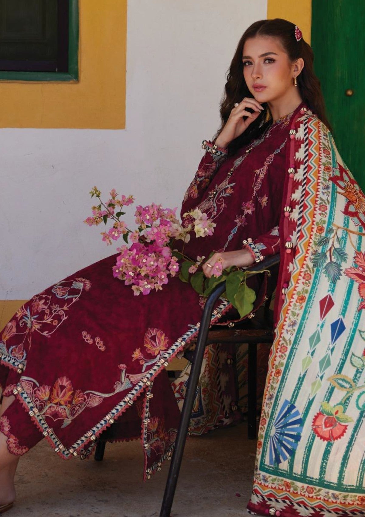 Farah Talib Aziz - Luxury Lawn Unstitched 26 - FTA#02 - Sofia Scarlet detail