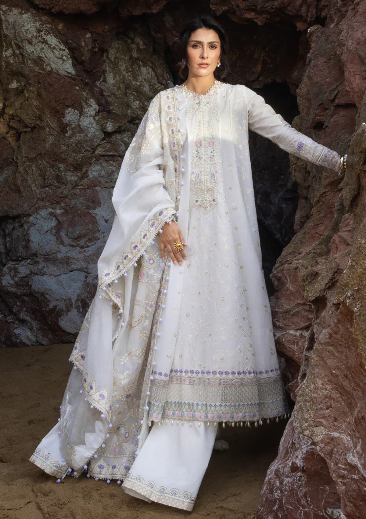 Lawn - Sadaf Fawad Khan - Siraa - Luxury 26 - Noor photo 4