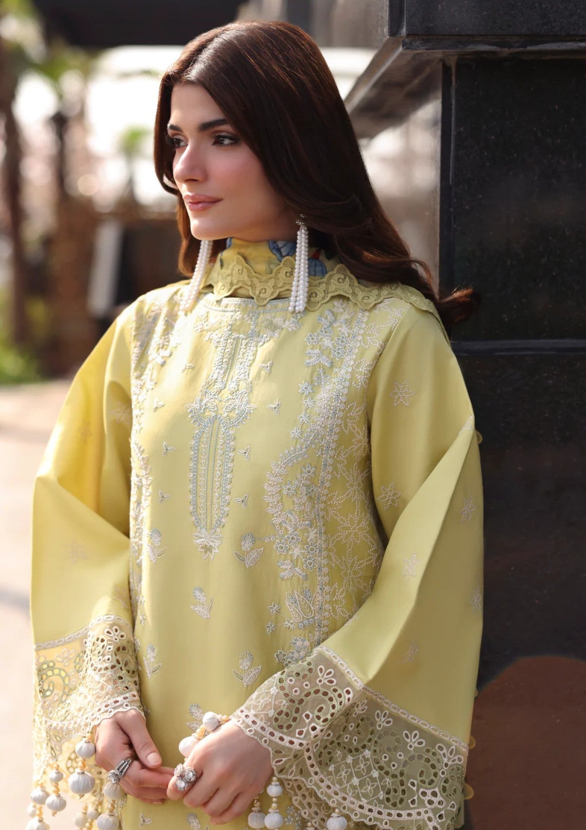 Lawn - Naqsh - The Luxe Edit 26 - D#00239 - Golden Aura photo