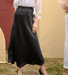 The Closet Maroon & Black Skirts Set photo 3