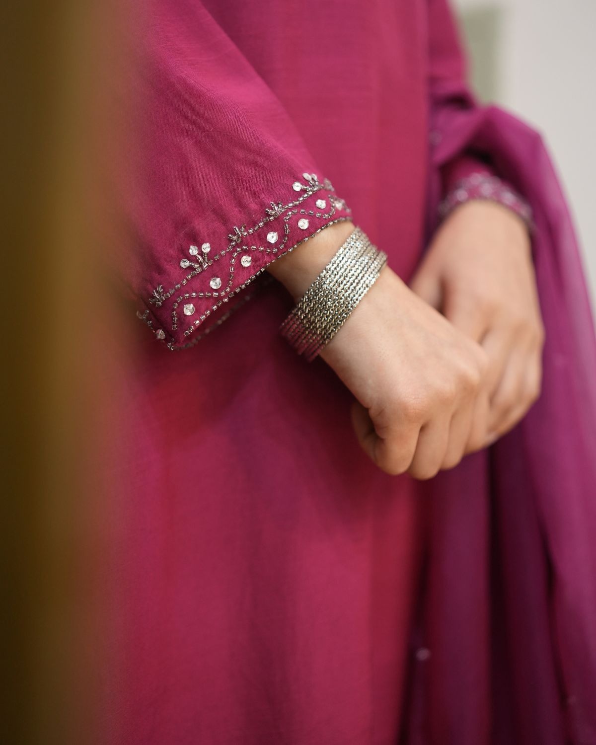 UHK Reem Aya official product photo 4
