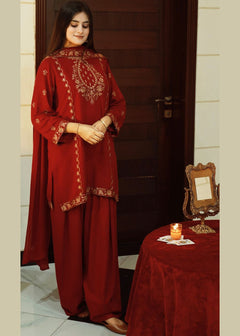 UHK red embroidered full model photograph