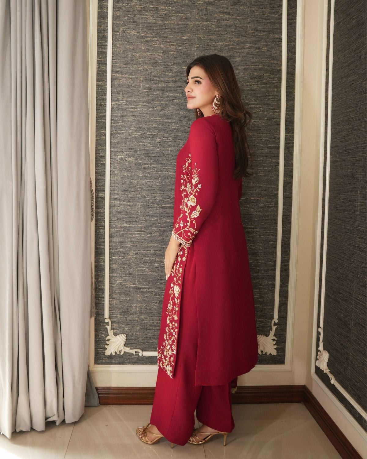 UHK – Shehnai Festive SAAZ – Deep Maroon 3-Piece alternative view 1