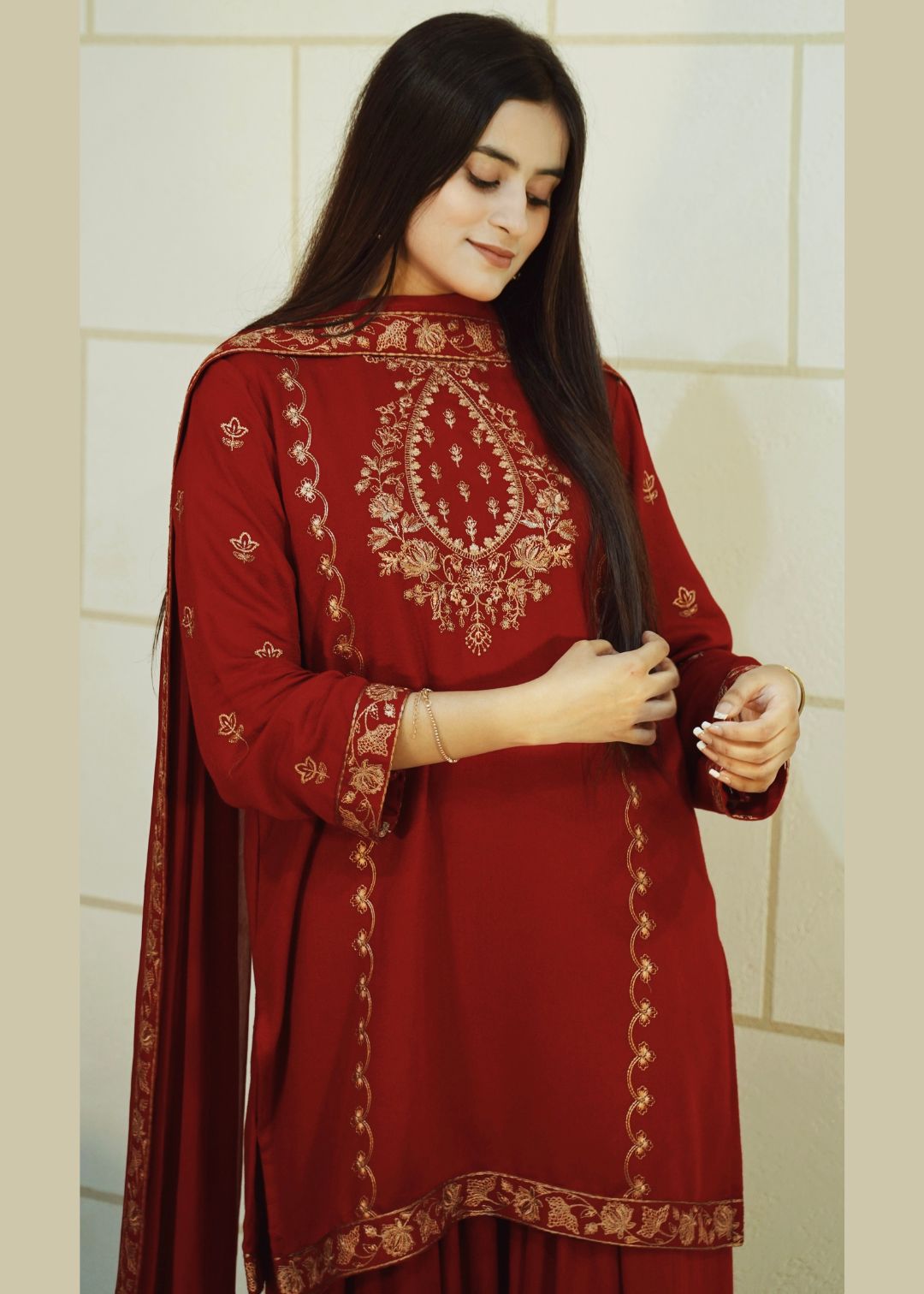 UHK – Embroidered Karandi Unstitched 3-Piece Suit original matching gallery view 2