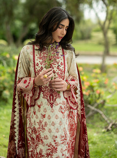 Zainab Chottani Laine-16 detailed neckline embroidery
