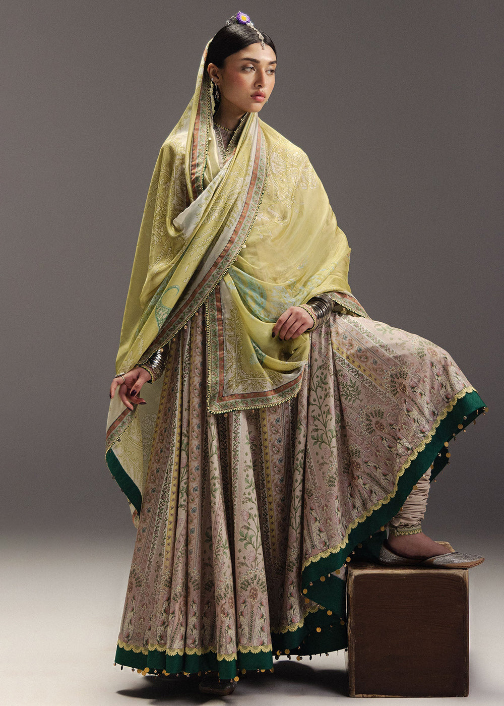 Lawn - Zara Shahjahan - Anarkali SS 26 - D#08 - Hoorain — photo 2