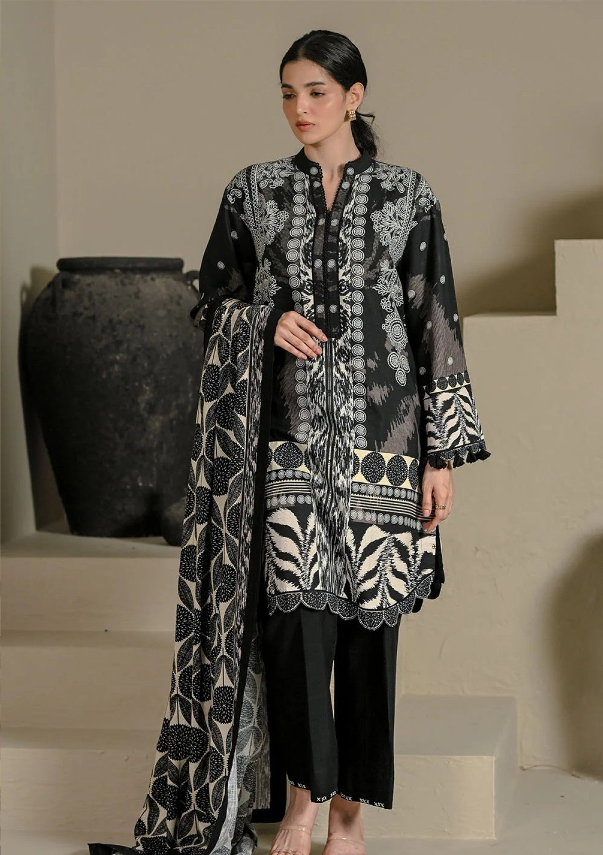 Winter - Gul Ahmed - Corduroy 26 - CD#62001 view 1