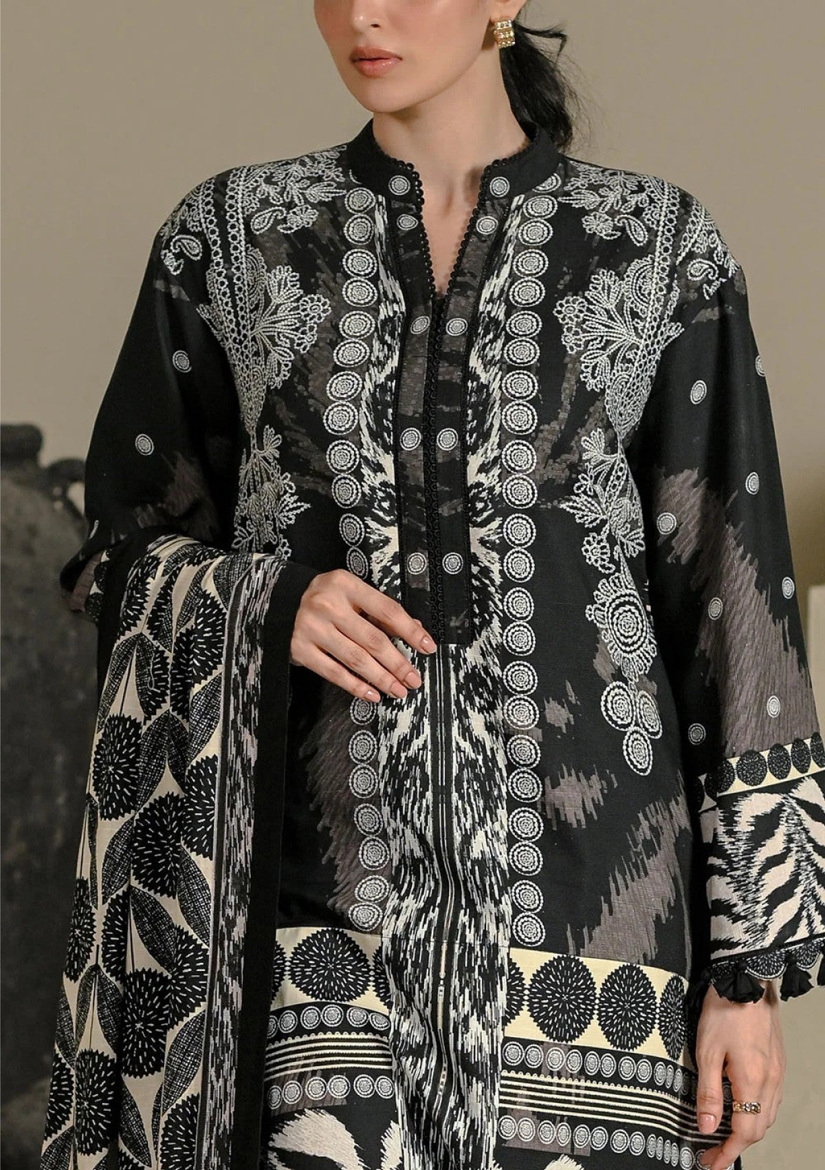 Winter - Gul Ahmed - Corduroy 26 - CD#62001 view 2