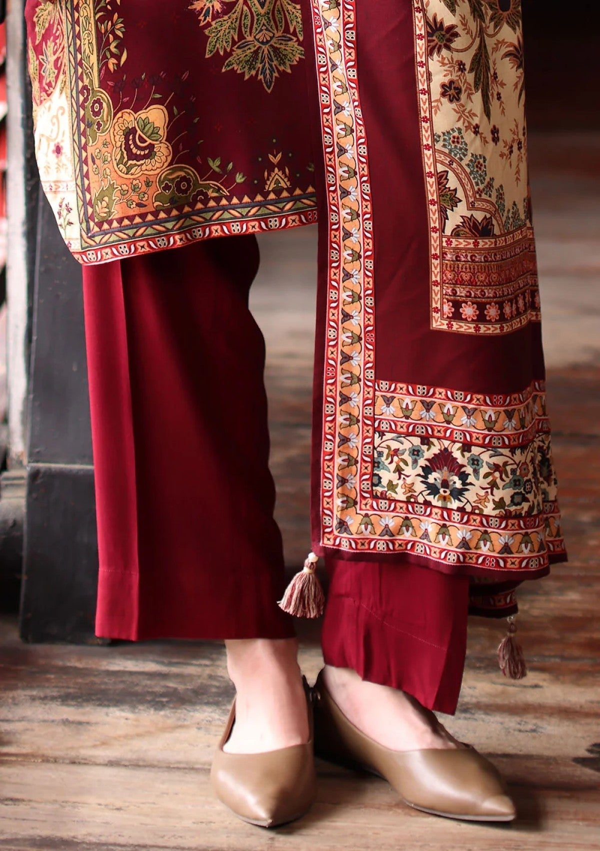 Winter - Gul Ahmed - Linen 26 - LT#62003 view 3