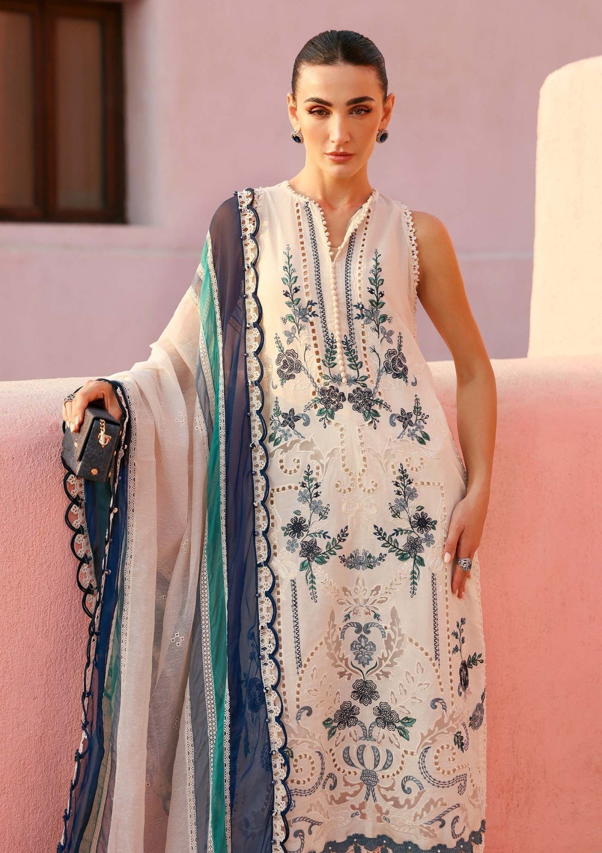 MBLL 09B additional product photograph 2