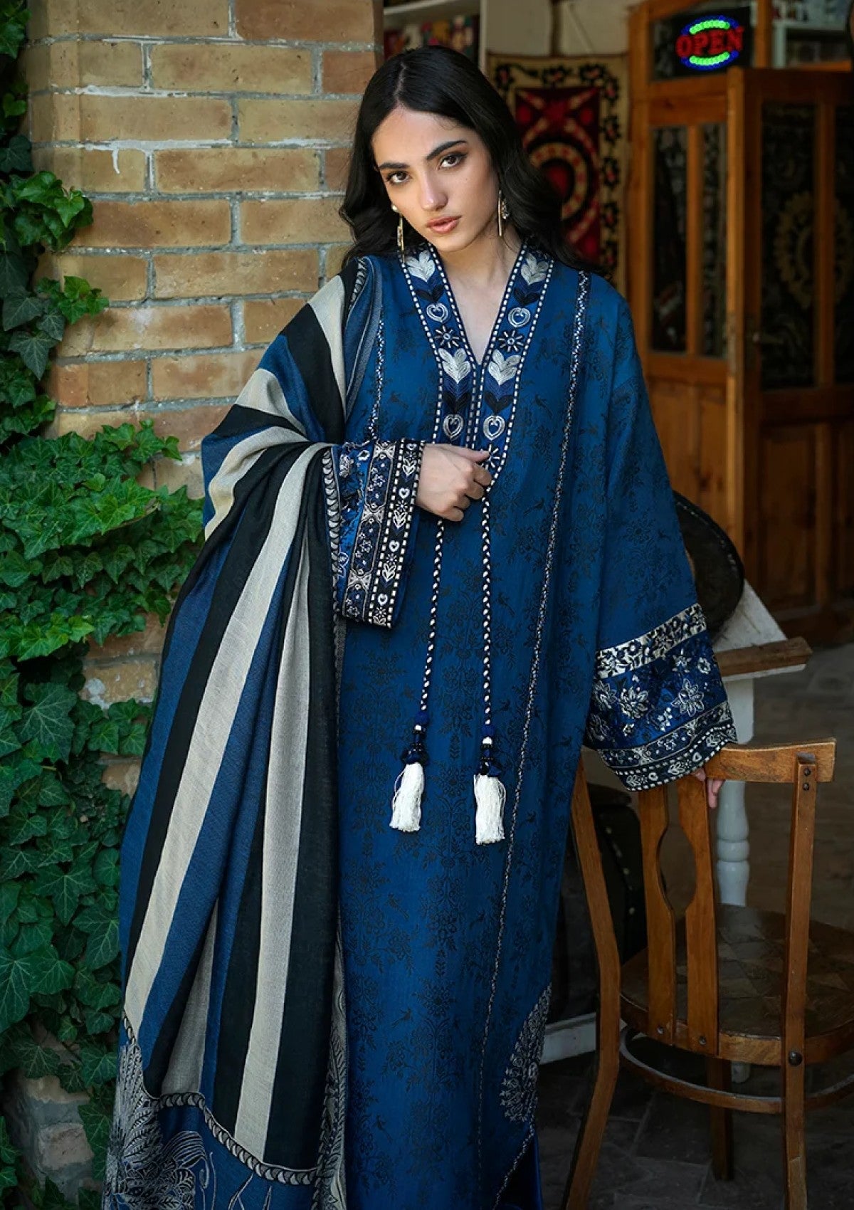 Winter - Mushq - Broadway - Echoes Of Registan 26 - MUN#07 - Sapphire Sultana image 1