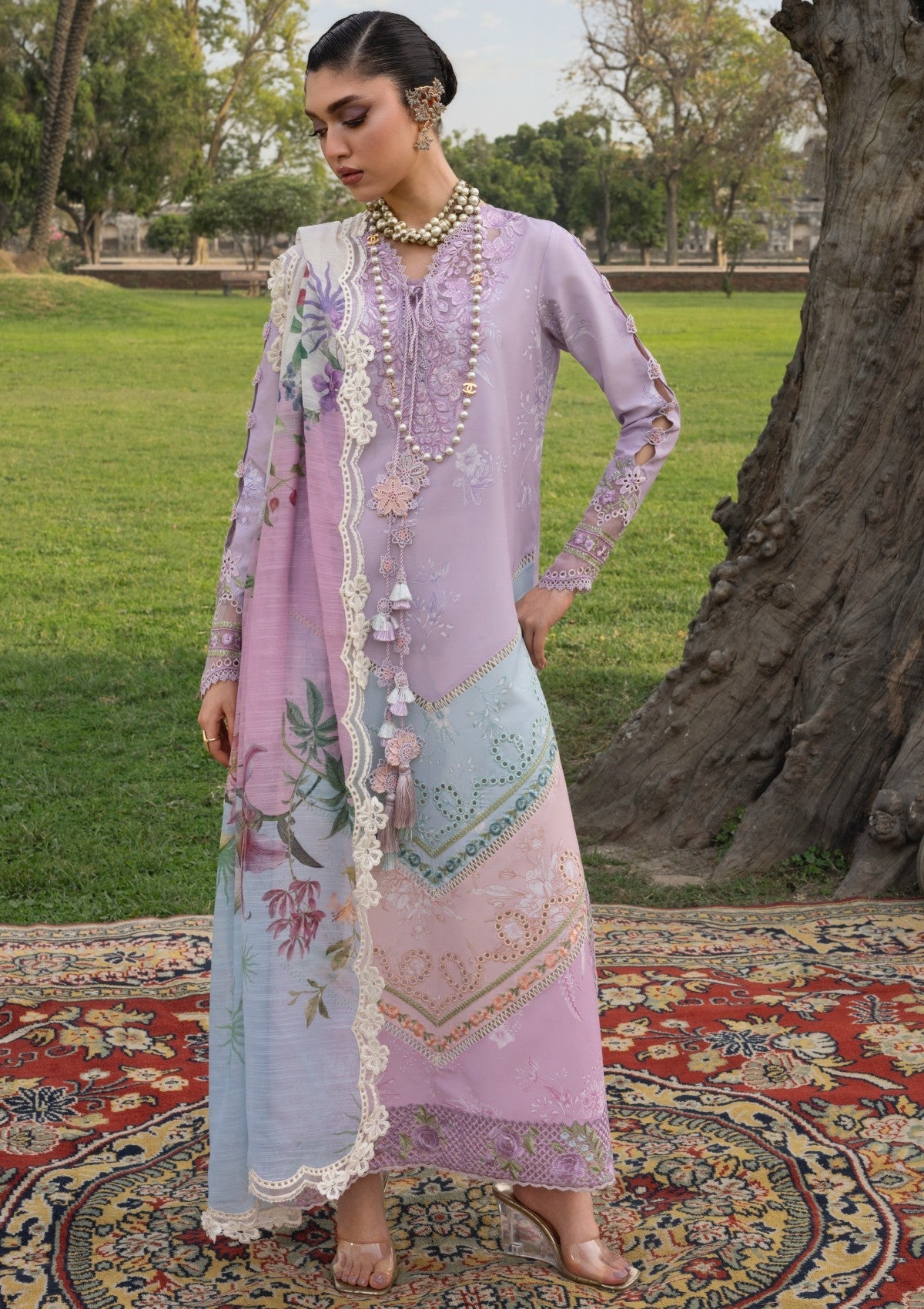 Lawn - Saira Shakira - Bloom Unstitched 26 - SSB#01B - AVA image 2