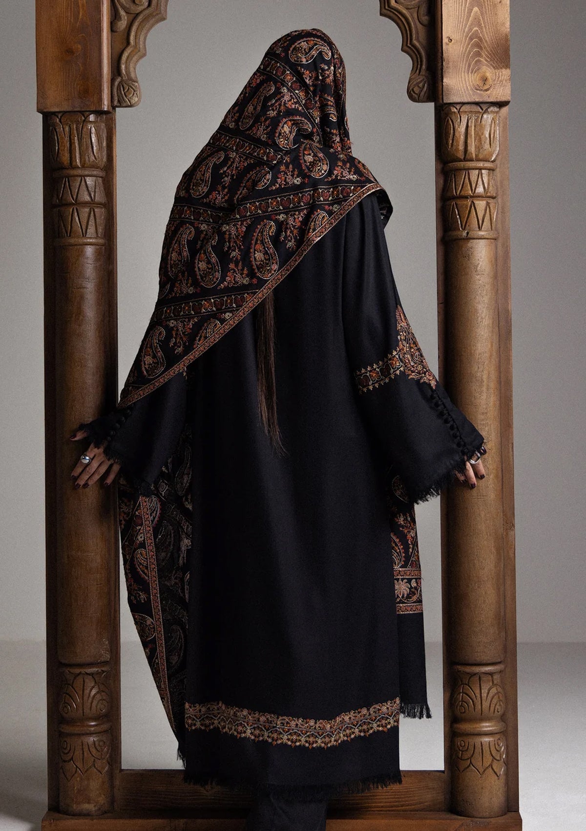 Winter - Zara Shahjahan - Saraab Unstitched 26 D#05 - OUD photo 2