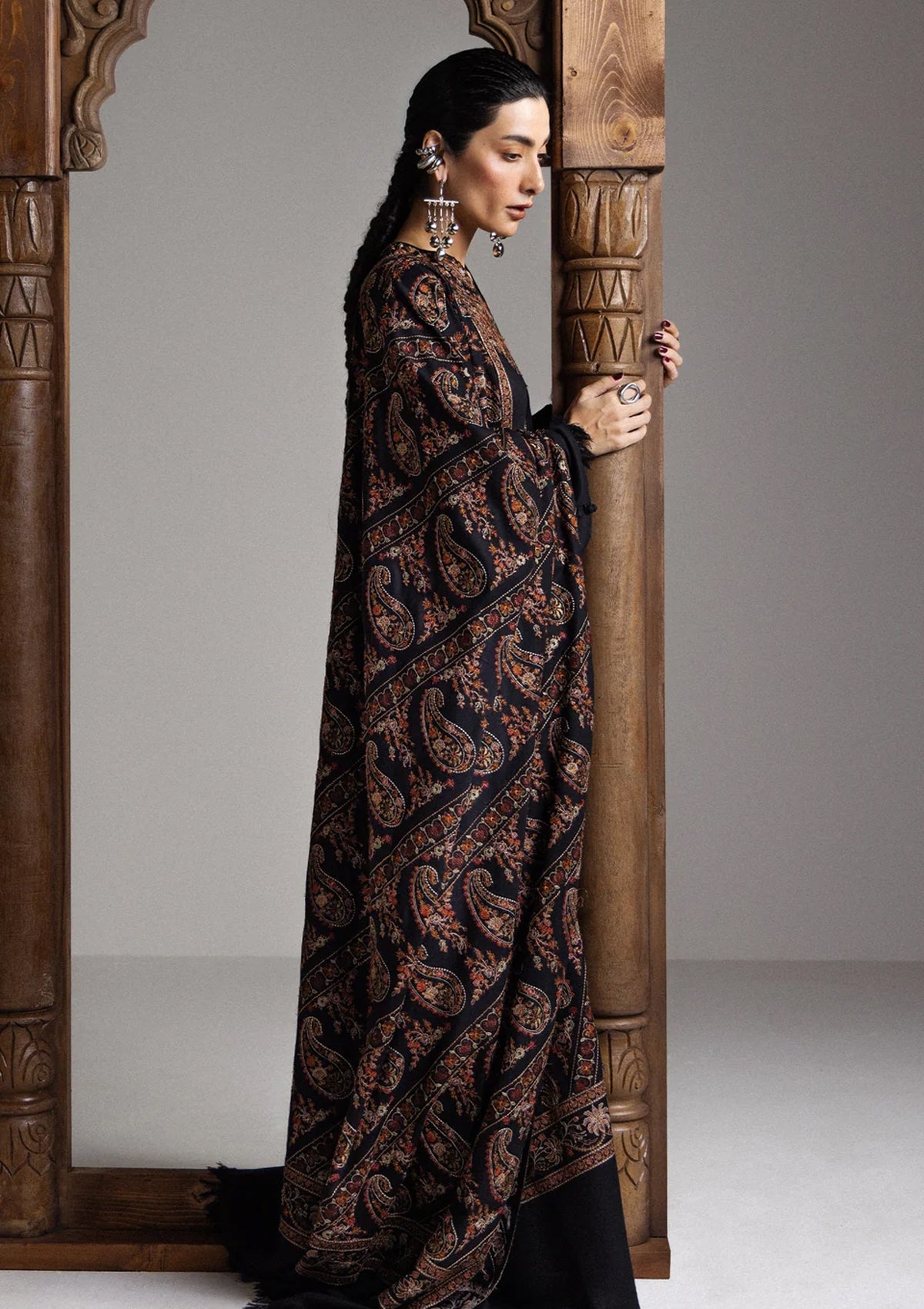 Winter - Zara Shahjahan - Saraab Unstitched 26 D#05 - OUD photo 3